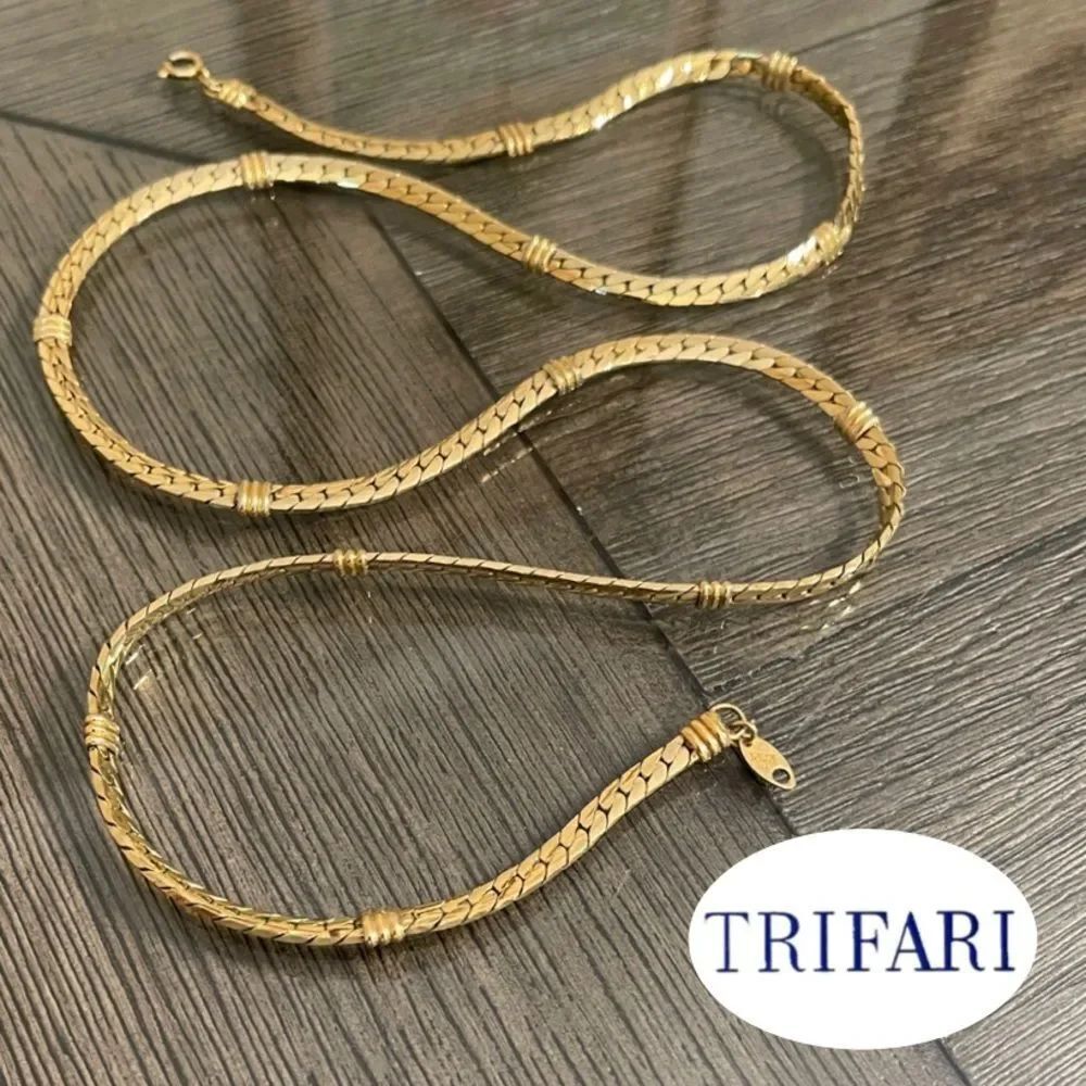 Vintage TRIFARI Herringbone Chain Gold-Tone Necklace